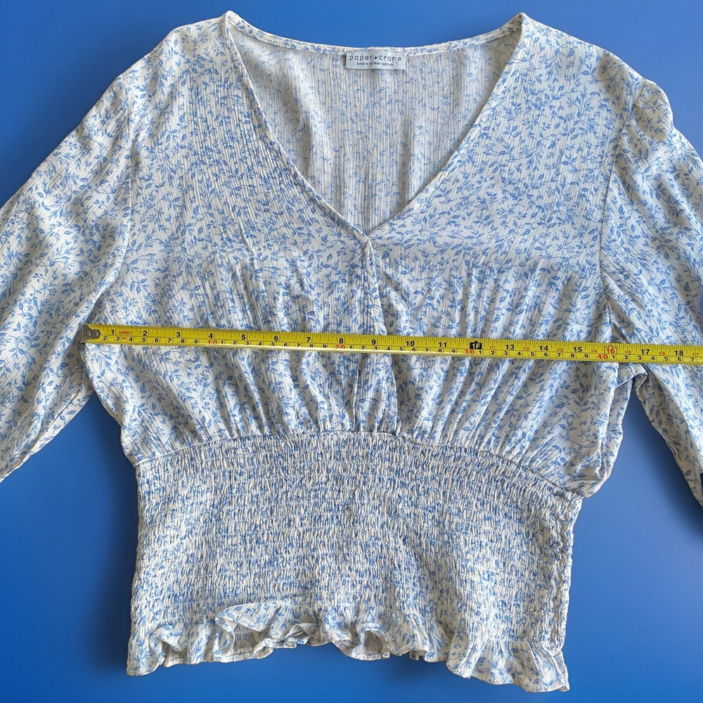 Paper Crane Puffy Sleeve Smock Top Blue & White Women’s Medium - Picture 7 of 10